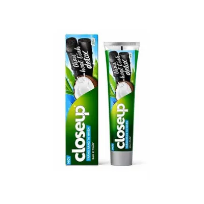 CLOSEUP TOOTH PASTE 180GM CHARCOAL DETOX